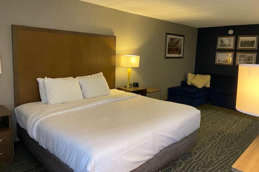 Comfort Inn & Suites Tipp City Dayton North I-75 Room photo