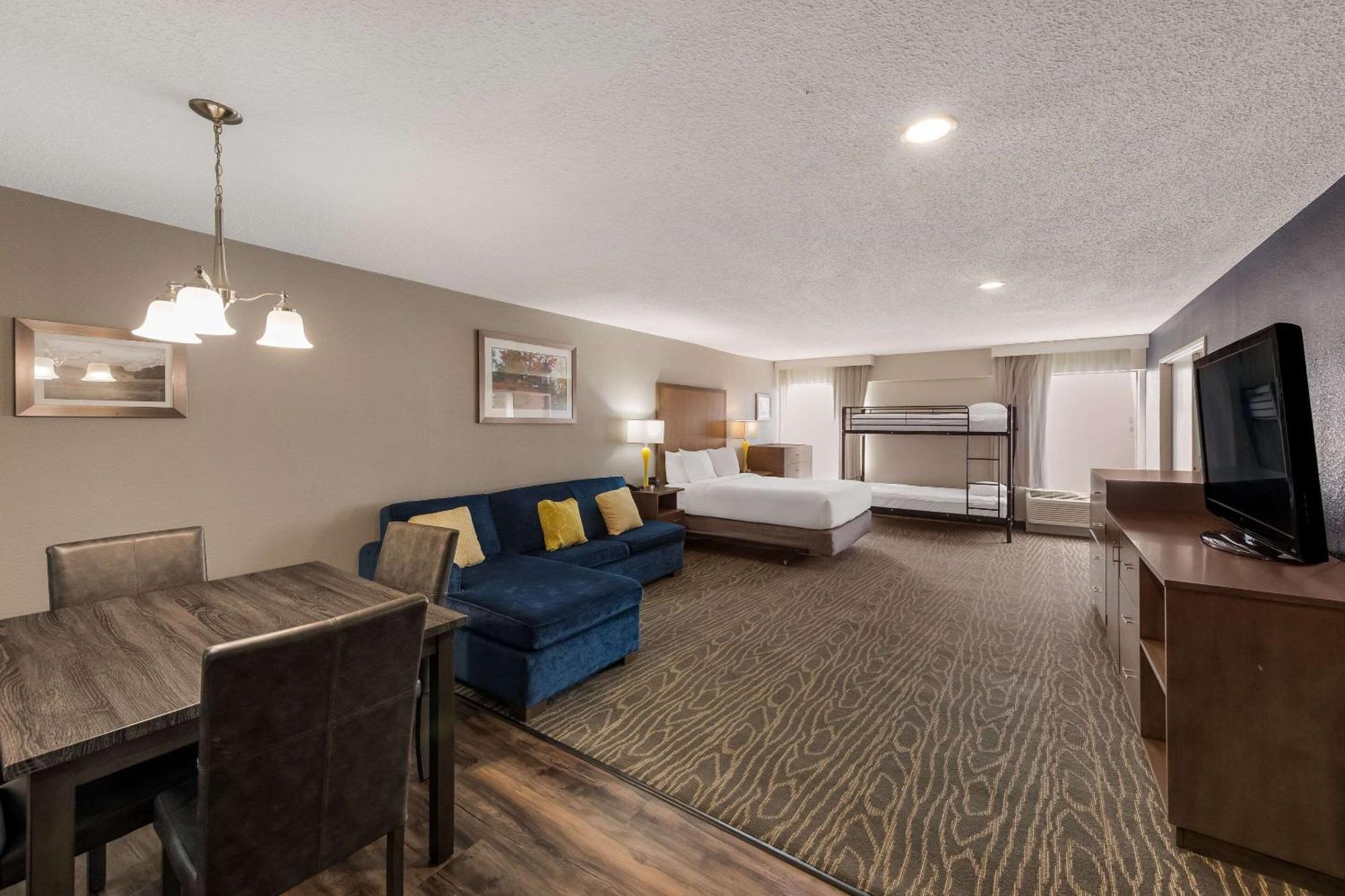 Comfort Inn & Suites Tipp City Dayton North I-75 Exterior photo